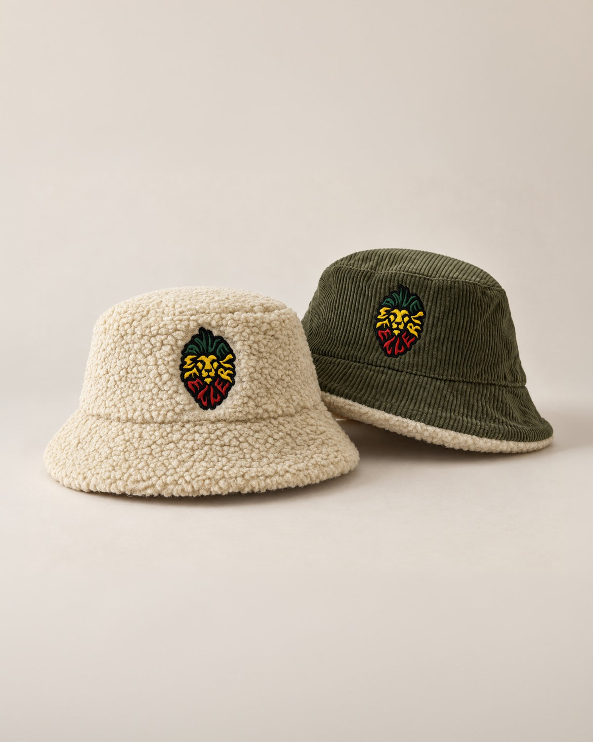 Manuel Feller Limited Bucket Hat Rasta Lion – sherpa beige and corduroy green