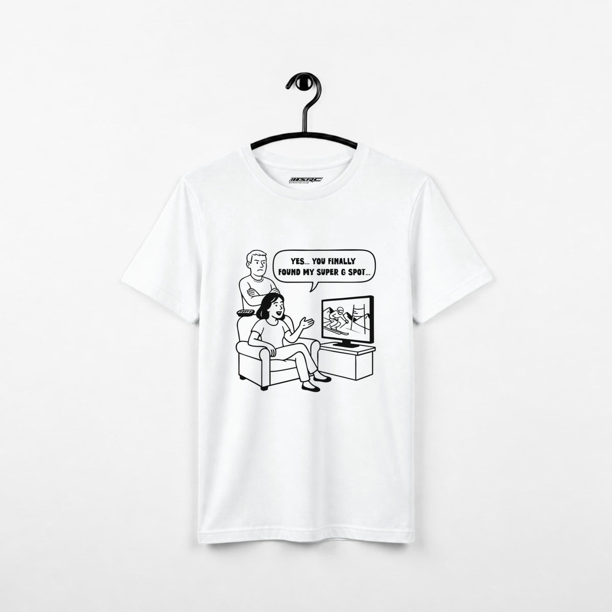 Weißes United Ski Fans T-Shirt am Bügel, Vorderseite mit schwarzem Super G Spot Cartoon eines Paares beim Skirennen-Schauen
