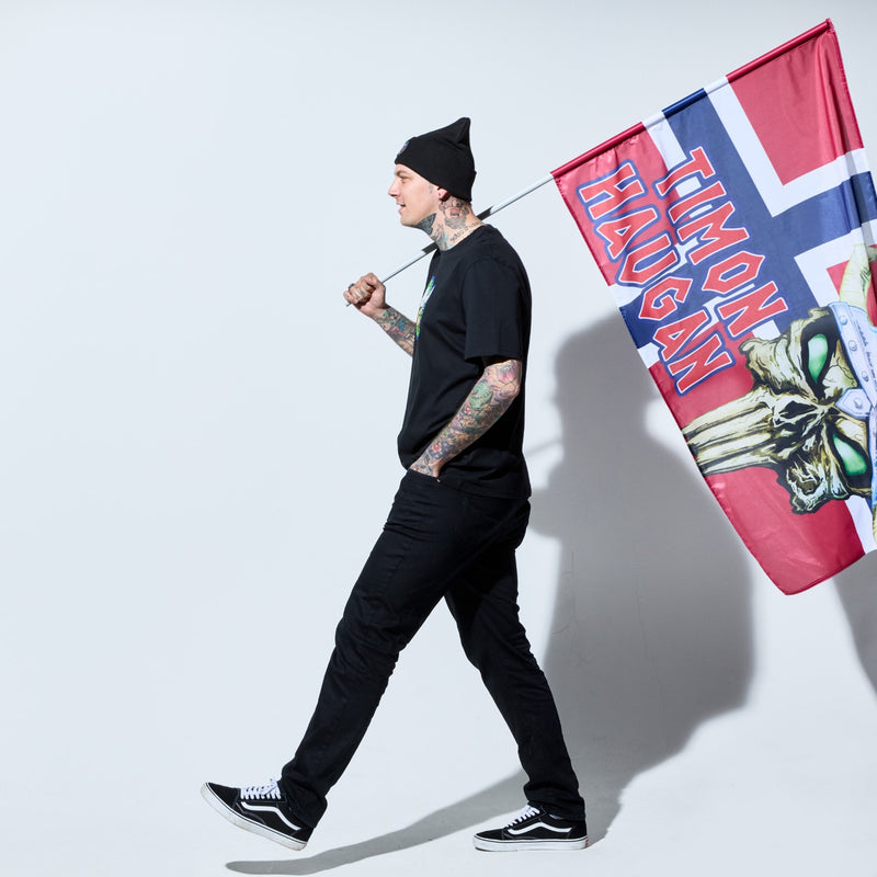 TH Skull Flag 001